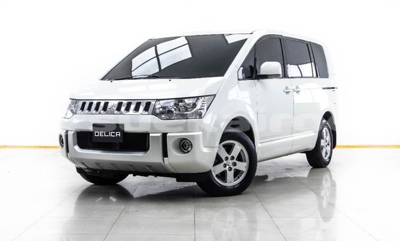 ซื้อ รถมือสอง Mitsubishi Delica ขาว รถยนต์ ใน %{เมือง} ใน กรุงเทพมหานคร ซื้อ รถมือสอง Mitsubishi Delica ขาว รถยนต์ ใน %{เมือง} ใน กรุงเทพมหานคร