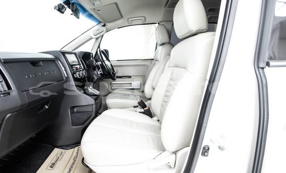 ซื้อ รถมือสอง Mitsubishi Delica ขาว รถยนต์ ใน %{เมือง} ใน กรุงเทพมหานคร ซื้อ รถมือสอง Mitsubishi Delica ขาว รถยนต์ ใน %{เมือง} ใน กรุงเทพมหานคร