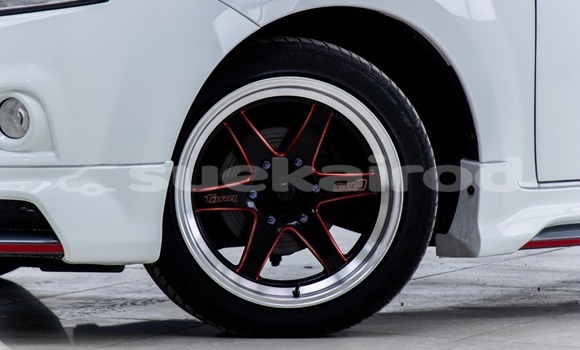 Buy Used Isuzu D–MAX White Car in Bangkok in Bangkok Buy Used Isuzu D–MAX White Car in Bangkok in Bangkok