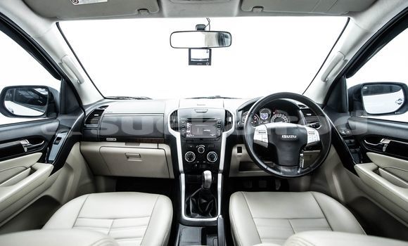 Buy Used Isuzu MU-X White Car in Bangkok in Bangkok Buy Used Isuzu MU-X White Car in Bangkok in Bangkok