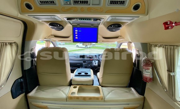 ซื้อ รถมือสอง Toyota Commuter เงิน รถยนต์ ใน %{เมือง} ใน กรุงเทพมหานคร ซื้อ รถมือสอง Toyota Commuter เงิน รถยนต์ ใน %{เมือง} ใน กรุงเทพมหานคร