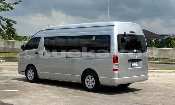 ซื้อ รถมือสอง Toyota Commuter เงิน รถยนต์ ใน %{เมือง} ใน กรุงเทพมหานคร ซื้อ รถมือสอง Toyota Commuter เงิน รถยนต์ ใน %{เมือง} ใน กรุงเทพมหานคร
