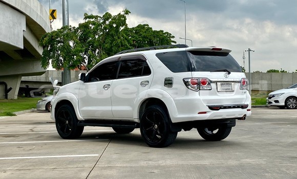 ซื้อ รถมือสอง Toyota Fortuner ขาว รถยนต์ ใน %{เมือง} ใน กรุงเทพมหานคร ซื้อ รถมือสอง Toyota Fortuner ขาว รถยนต์ ใน %{เมือง} ใน กรุงเทพมหานคร