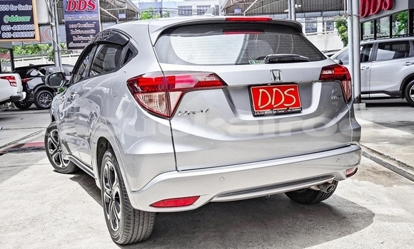 ซื้อ รถมือสอง Honda HR-V อื่น ๆ รถยนต์ ใน %{เมือง} ใน กรุงเทพมหานคร ซื้อ รถมือสอง Honda HR-V อื่น ๆ รถยนต์ ใน %{เมือง} ใน กรุงเทพมหานคร