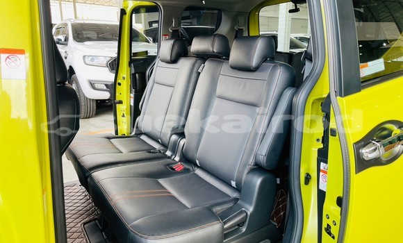 Buy Used Toyota Sienta Green Car in Bangkok in Bangkok Buy Used Toyota Sienta Green Car in Bangkok in Bangkok