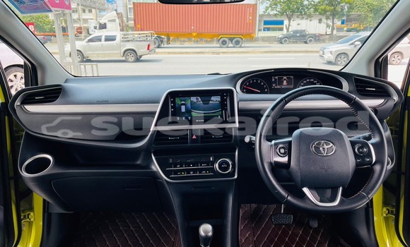 Buy Used Toyota Sienta Green Car in Bangkok in Bangkok Buy Used Toyota Sienta Green Car in Bangkok in Bangkok