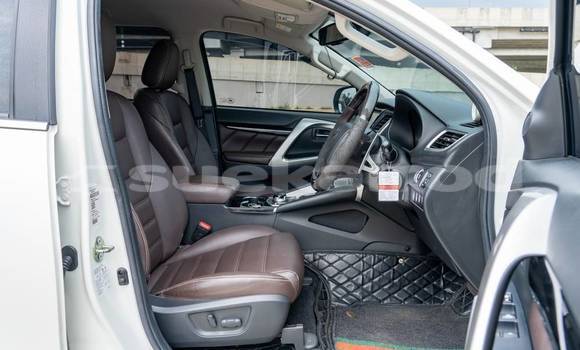 ซื้อ รถมือสอง Mitsubishi Pajero Sport ขาว รถยนต์ ใน %{เมือง} ใน กรุงเทพมหานคร ซื้อ รถมือสอง Mitsubishi Pajero Sport ขาว รถยนต์ ใน %{เมือง} ใน กรุงเทพมหานคร