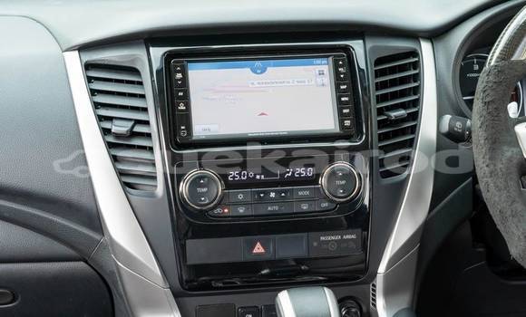 ซื้อ รถมือสอง Mitsubishi Pajero Sport ขาว รถยนต์ ใน %{เมือง} ใน กรุงเทพมหานคร ซื้อ รถมือสอง Mitsubishi Pajero Sport ขาว รถยนต์ ใน %{เมือง} ใน กรุงเทพมหานคร