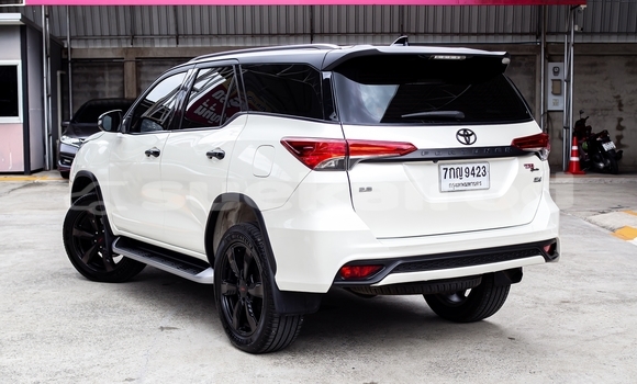 ซื้อ รถมือสอง Toyota Fortuner ขาว รถยนต์ ใน %{เมือง} ใน กรุงเทพมหานคร ซื้อ รถมือสอง Toyota Fortuner ขาว รถยนต์ ใน %{เมือง} ใน กรุงเทพมหานคร