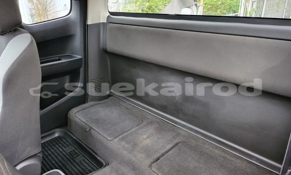 Buy Used Chevlolet Spin White Car in Bangkok in Bangkok Buy Used Chevlolet Spin White Car in Bangkok in Bangkok