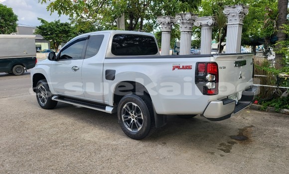 Buy Used Mitsubishi Triton White Car in Bangkok in Bangkok Buy Used Mitsubishi Triton White Car in Bangkok in Bangkok