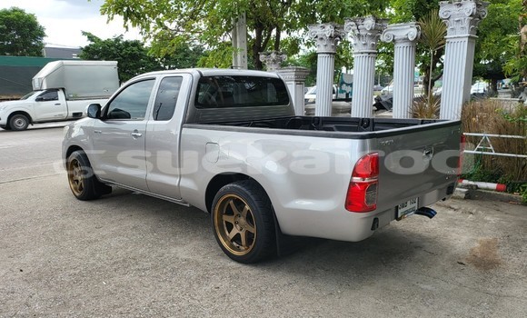 Buy Used Toyota Hiluxe VIGO Silver Car in Bangkok in Bangkok Buy Used Toyota Hiluxe VIGO Silver Car in Bangkok in Bangkok