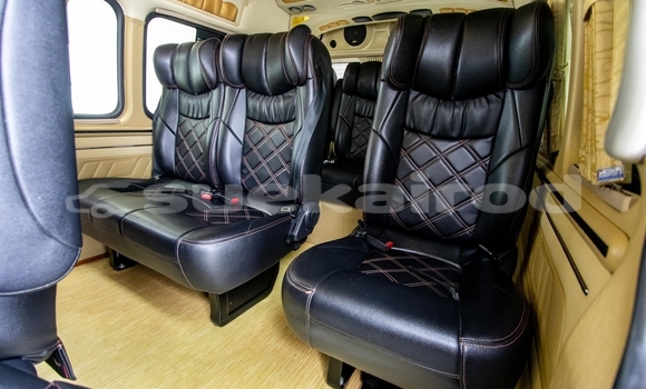 Buy Used Toyota Commuter White Car in Bangkok in Bangkok Buy Used Toyota Commuter White Car in Bangkok in Bangkok