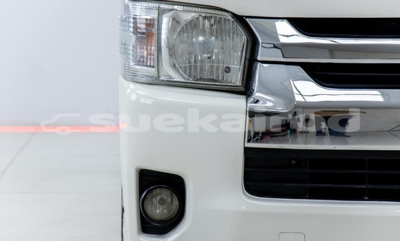 Buy Used Toyota Commuter White Car in Bangkok in Bangkok Buy Used Toyota Commuter White Car in Bangkok in Bangkok