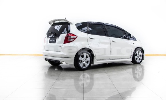 ซื้อ รถมือสอง Honda Jazz ขาว รถยนต์ ใน %{เมือง} ใน กรุงเทพมหานคร ซื้อ รถมือสอง Honda Jazz ขาว รถยนต์ ใน %{เมือง} ใน กรุงเทพมหานคร