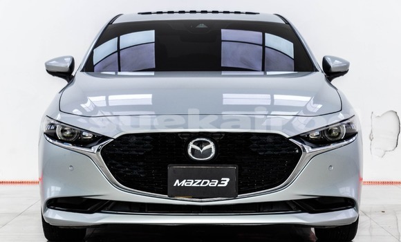 ซื้อ รถมือสอง Mazda 3 เงิน รถยนต์ ใน %{เมือง} ใน กรุงเทพมหานคร