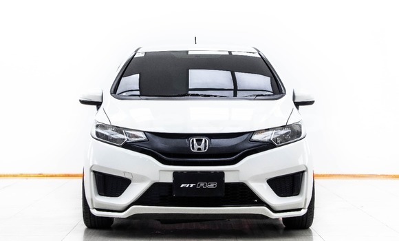 Buy Used Honda Jazz White Car in Bangkok in Bangkok