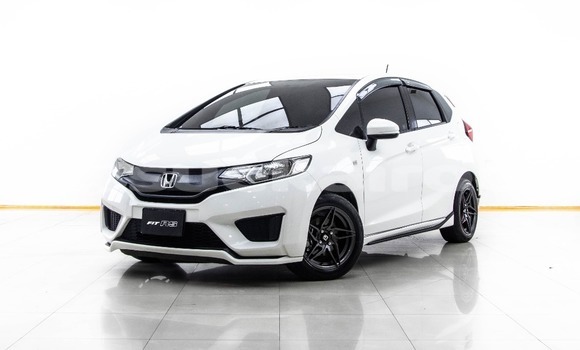 ซื้อ รถมือสอง Honda Jazz ขาว รถยนต์ ใน %{เมือง} ใน กรุงเทพมหานคร ซื้อ รถมือสอง Honda Jazz ขาว รถยนต์ ใน %{เมือง} ใน กรุงเทพมหานคร