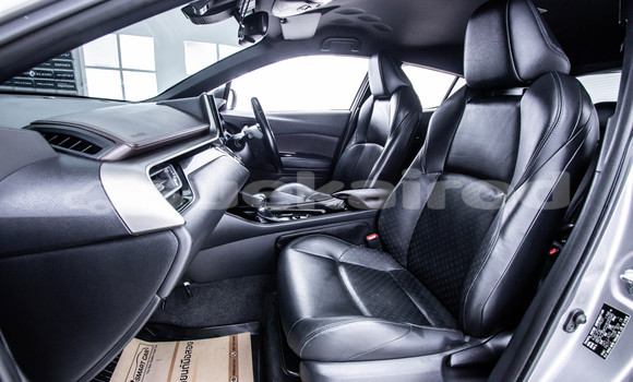 Buy Used Toyota C-HR Other Car in Bangkok in Bangkok Buy Used Toyota C-HR Other Car in Bangkok in Bangkok