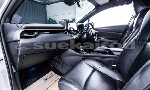 Buy Used Toyota C-HR Other Car in Bangkok in Bangkok Buy Used Toyota C-HR Other Car in Bangkok in Bangkok