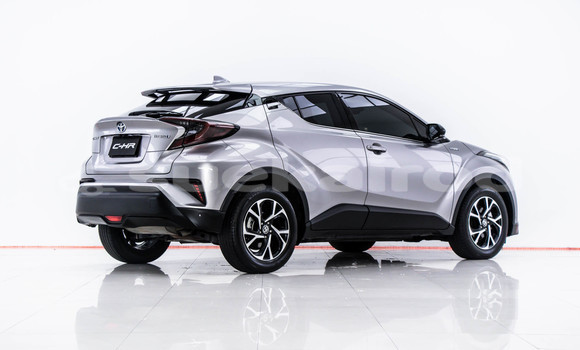 Buy Used Toyota C-HR Other Car in Bangkok in Bangkok Buy Used Toyota C-HR Other Car in Bangkok in Bangkok