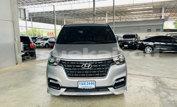 Buy Used Hyundai H1 Other Car in Bangkok in Bangkok