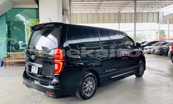 ซื้อ รถมือสอง Hyundai H1 สีดำ รถยนต์ ใน %{เมือง} ใน กรุงเทพมหานคร ซื้อ รถมือสอง Hyundai H1 สีดำ รถยนต์ ใน %{เมือง} ใน กรุงเทพมหานคร