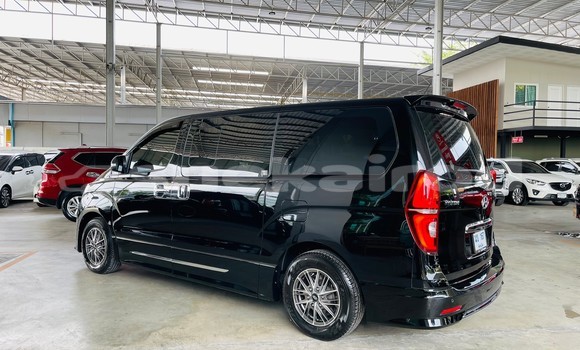 ซื้อ รถมือสอง Hyundai H1 สีดำ รถยนต์ ใน %{เมือง} ใน กรุงเทพมหานคร ซื้อ รถมือสอง Hyundai H1 สีดำ รถยนต์ ใน %{เมือง} ใน กรุงเทพมหานคร