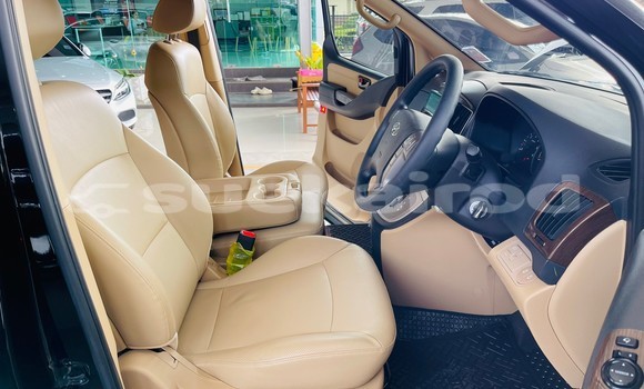 ซื้อ รถมือสอง Hyundai H1 สีดำ รถยนต์ ใน %{เมือง} ใน กรุงเทพมหานคร ซื้อ รถมือสอง Hyundai H1 สีดำ รถยนต์ ใน %{เมือง} ใน กรุงเทพมหานคร