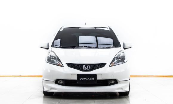 Buy Used Honda Jazz White Car in Bangkok in Bangkok Buy Used Honda Jazz White Car in Bangkok in Bangkok