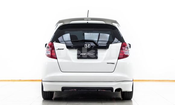 Buy Used Honda Jazz White Car in Bangkok in Bangkok Buy Used Honda Jazz White Car in Bangkok in Bangkok