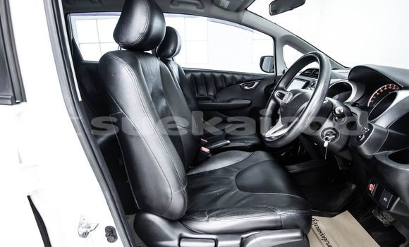 Buy Used Honda Jazz White Car in Bangkok in Bangkok Buy Used Honda Jazz White Car in Bangkok in Bangkok