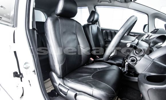 Buy Used Honda Jazz White Car in Bangkok in Bangkok Buy Used Honda Jazz White Car in Bangkok in Bangkok