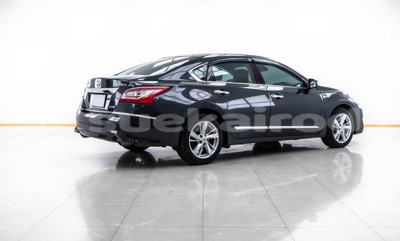 Buy Used Nissan Teana Blue Car in Bangkok in Bangkok Buy Used Nissan Teana Blue Car in Bangkok in Bangkok