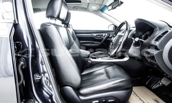 Buy Used Nissan Teana Blue Car in Bangkok in Bangkok Buy Used Nissan Teana Blue Car in Bangkok in Bangkok