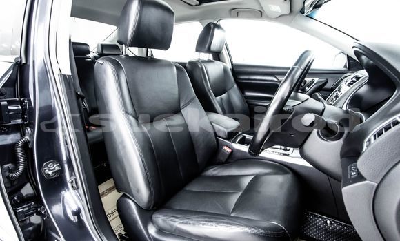 Buy Used Nissan Teana Blue Car in Bangkok in Bangkok Buy Used Nissan Teana Blue Car in Bangkok in Bangkok