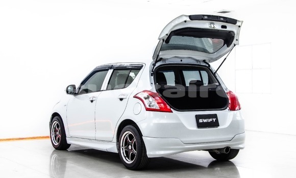 ซื้อ รถมือสอง Suzuki Swift ขาว รถยนต์ ใน %{เมือง} ใน กรุงเทพมหานคร ซื้อ รถมือสอง Suzuki Swift ขาว รถยนต์ ใน %{เมือง} ใน กรุงเทพมหานคร