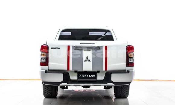 ซื้อ รถมือสอง Mitsubishi Triton ขาว รถยนต์ ใน %{เมือง} ใน กรุงเทพมหานคร ซื้อ รถมือสอง Mitsubishi Triton ขาว รถยนต์ ใน %{เมือง} ใน กรุงเทพมหานคร
