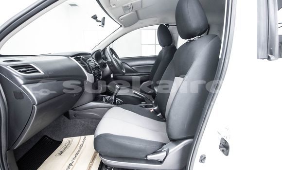 ซื้อ รถมือสอง Mitsubishi Triton ขาว รถยนต์ ใน %{เมือง} ใน กรุงเทพมหานคร ซื้อ รถมือสอง Mitsubishi Triton ขาว รถยนต์ ใน %{เมือง} ใน กรุงเทพมหานคร