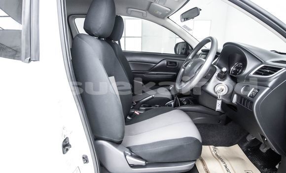 ซื้อ รถมือสอง Mitsubishi Triton ขาว รถยนต์ ใน %{เมือง} ใน กรุงเทพมหานคร ซื้อ รถมือสอง Mitsubishi Triton ขาว รถยนต์ ใน %{เมือง} ใน กรุงเทพมหานคร