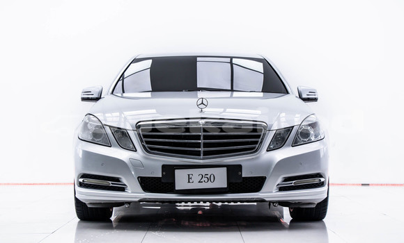 Buy Used Mercedes-Benz E-Classe Other Car in Bangkok in Bangkok Buy Used Mercedes-Benz E-Classe Other Car in Bangkok in Bangkok