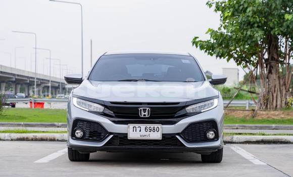 ซื้อ รถมือสอง Honda Civic อื่น ๆ รถยนต์ ใน %{เมือง} ใน กรุงเทพมหานคร