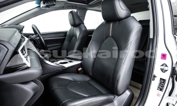 Buy Used Toyota Camry White Car in Bangkok in Bangkok Buy Used Toyota Camry White Car in Bangkok in Bangkok