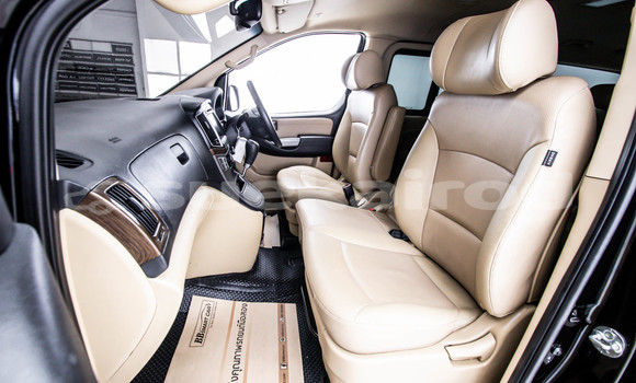 ซื้อ รถมือสอง Hyundai H1 สีดำ รถยนต์ ใน %{เมือง} ใน กรุงเทพมหานคร ซื้อ รถมือสอง Hyundai H1 สีดำ รถยนต์ ใน %{เมือง} ใน กรุงเทพมหานคร