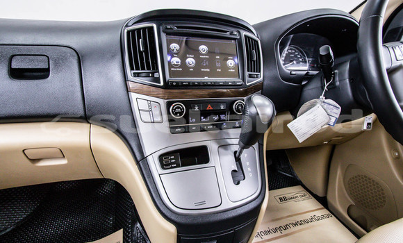 ซื้อ รถมือสอง Hyundai H1 สีดำ รถยนต์ ใน %{เมือง} ใน กรุงเทพมหานคร ซื้อ รถมือสอง Hyundai H1 สีดำ รถยนต์ ใน %{เมือง} ใน กรุงเทพมหานคร