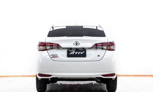 Buy Used Toyota Yaris White Car in Bangkok in Bangkok Buy Used Toyota Yaris White Car in Bangkok in Bangkok