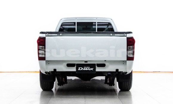 Buy Used Isuzu D-Max White Car in Bangkok in Bangkok Buy Used Isuzu D-Max White Car in Bangkok in Bangkok