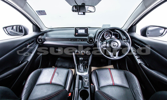 ซื้อ รถมือสอง Mazda 2 สีดำ รถยนต์ ใน %{เมือง} ใน กรุงเทพมหานคร ซื้อ รถมือสอง Mazda 2 สีดำ รถยนต์ ใน %{เมือง} ใน กรุงเทพมหานคร