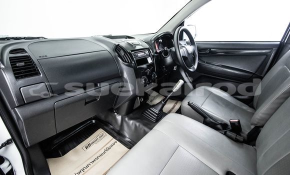Buy Used Isuzu D-Max White Car in Bangkok in Bangkok Buy Used Isuzu D-Max White Car in Bangkok in Bangkok