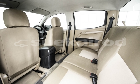 Buy Used Isuzu D-Max White Car in Bangkok in Bangkok Buy Used Isuzu D-Max White Car in Bangkok in Bangkok